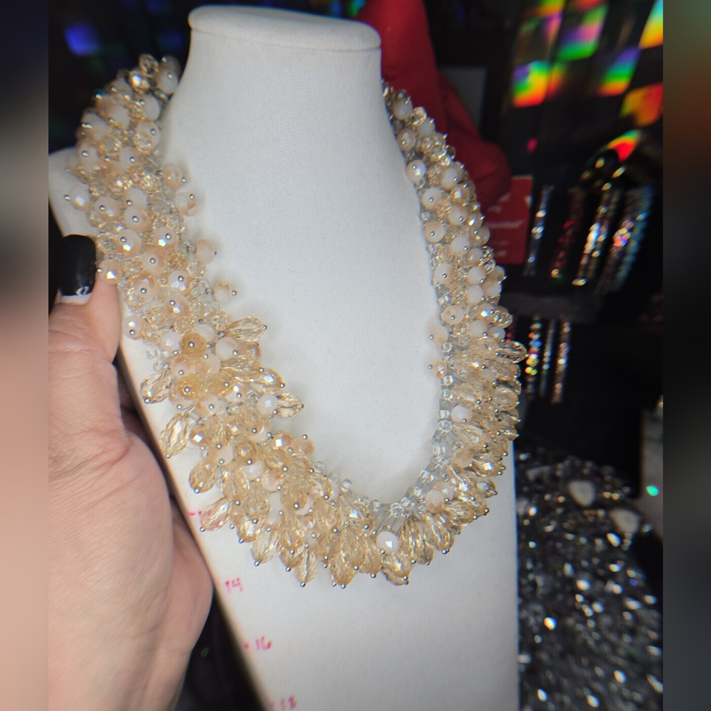NATASHA COUTURE CRYSTAL STATEMENT NECKLACE NWT - Picture 3 of 9